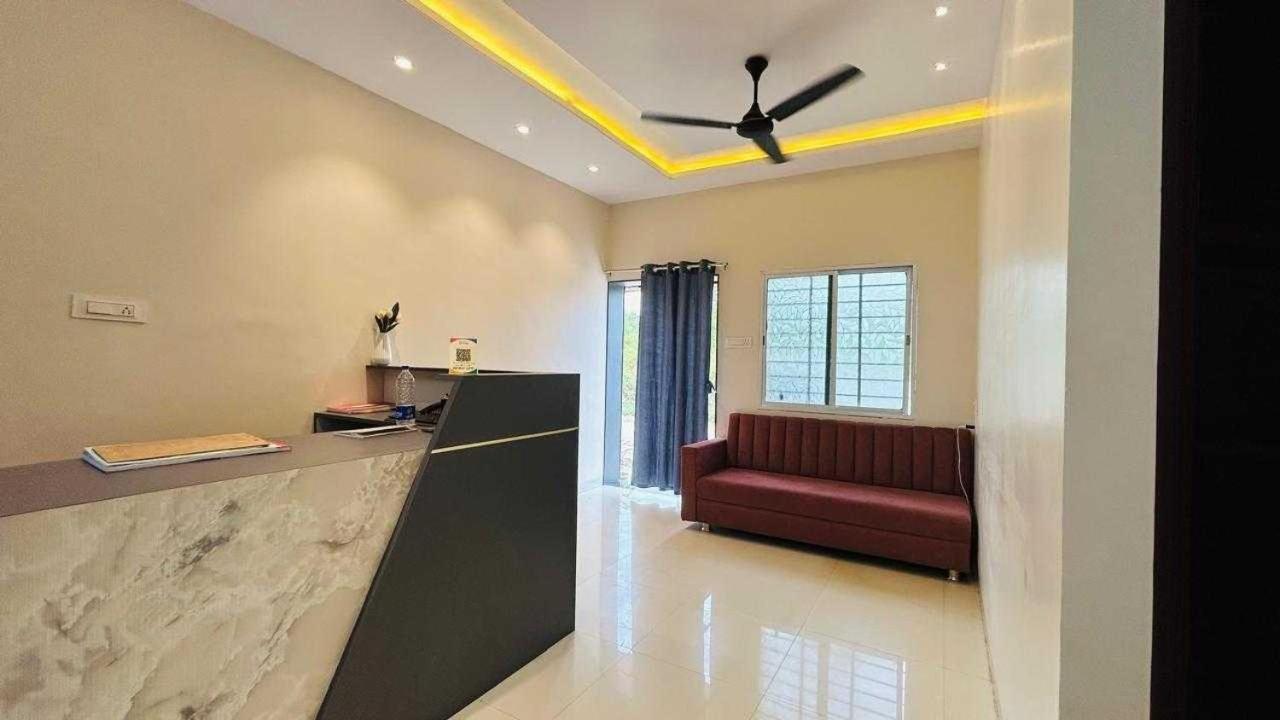 Oyo Hotel Elite Chandrapur Exterior foto